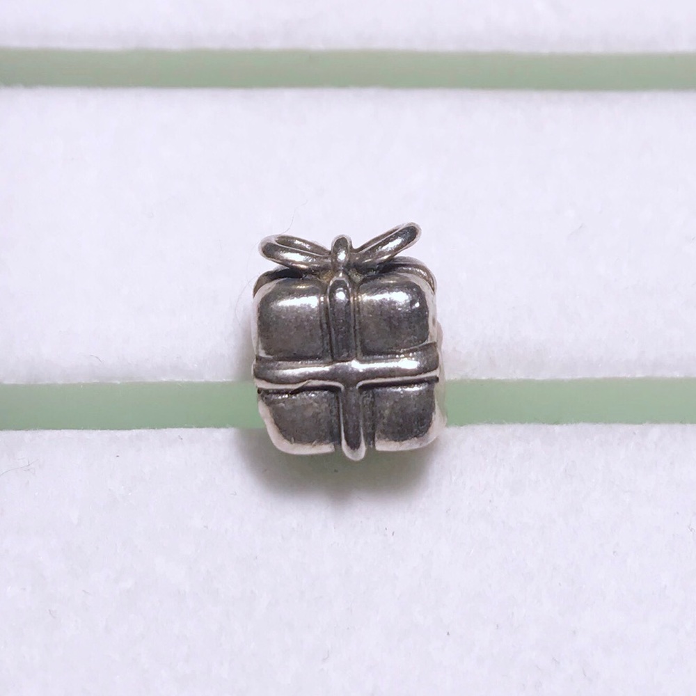Retired Pandora Gift Box Charm